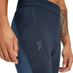 On | Men's Performance Tights - Navy -sportswear 1MD10130856 M On PerformanceTights frontdetail