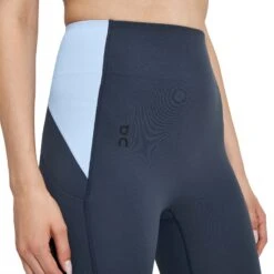 On | Women's Movement 3/4 Tights - Navy -sportswear 1WD10230900 W On Movement34Tight waistclose