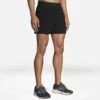 Brooks | Men's Sherpa 5" Short - Black -sportswear 211332001 M brooks sherpa5inshort modelfront