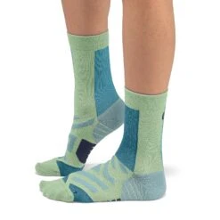 On | Women's Performance High Sock 9 On | Women's Performance High Sock -sportswear 365.00839 On PerformanceHighSock side