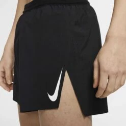 Nike | Men's Aeroswift 4 Inch Short -sportswear CJ7840010 M nike aero4inshort modelside