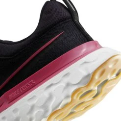 Nike | Women's React Infinity Run Flyknit 2 Running Shoes -sportswear CT2423501 F nike reactinfrunflyknit2 heel