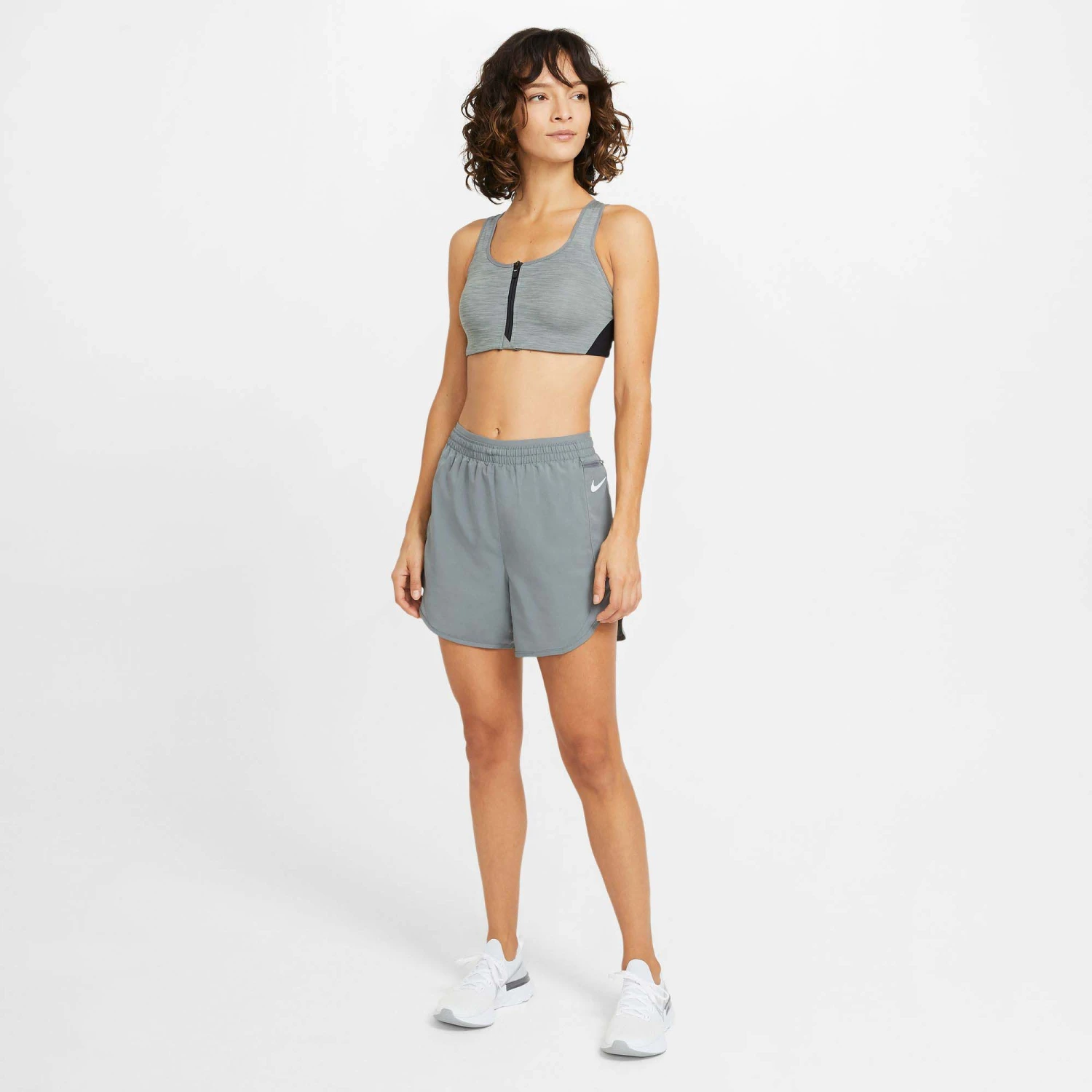 Nike | Women's Tempo Luxe Short 5In 4 Nike | Women's Tempo Luxe Short 5In - Image 2
