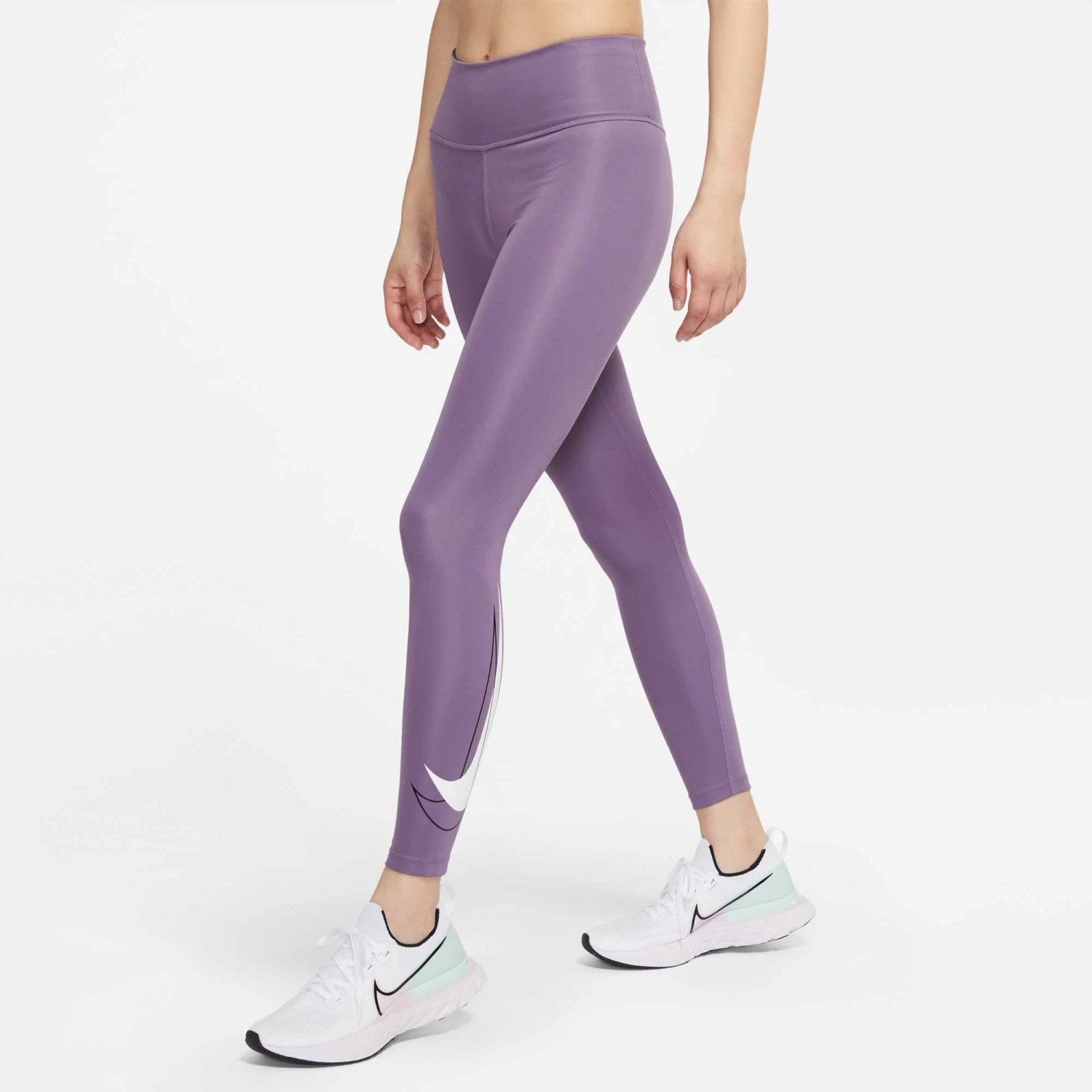 Nike | Women's Dri-Fit Swoosh Run 7/8 Tight 3 Nike | Women's Dri-Fit Swoosh Run 7/8 Tight