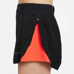 Nike | Women's Run Division Tempo Luxe Shorts -sportswear DD5328 010 F nike Run Division Tempo Luxe Shorts side split
