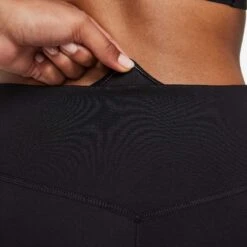 Nike | Women's One Therma-Fit MR Tight - Black -sportswear DD5475 010 W Nike OneTherma FitMRTight backpokcet