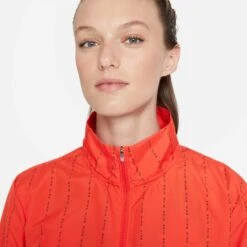 Nike | Women's Dri-Fit Icon Clash Jacket -sportswear DD6009 673 F nike Dri Fit Icon Clash Jacket collar