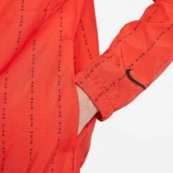 Nike | Women's Dri-Fit Icon Clash Jacket -sportswear DD6009 673 F nike Dri Fit Icon Clash Jacket hand pocket