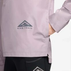 Nike | Women's Jacket GORE-TEX Infinium -sportswear DM7565 501 W Nike JacketGORE TEXInfinium pocket