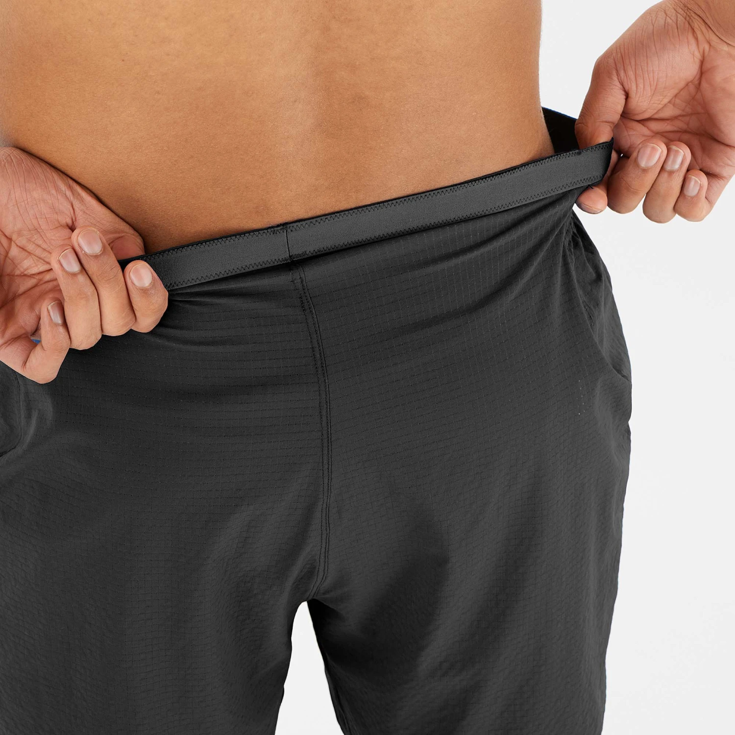 Salomon | Men's Sense Aero 5'' Shorts - Deep Black 8 Salomon | Men's Sense Aero 5'' Shorts - Deep Black - Image 6