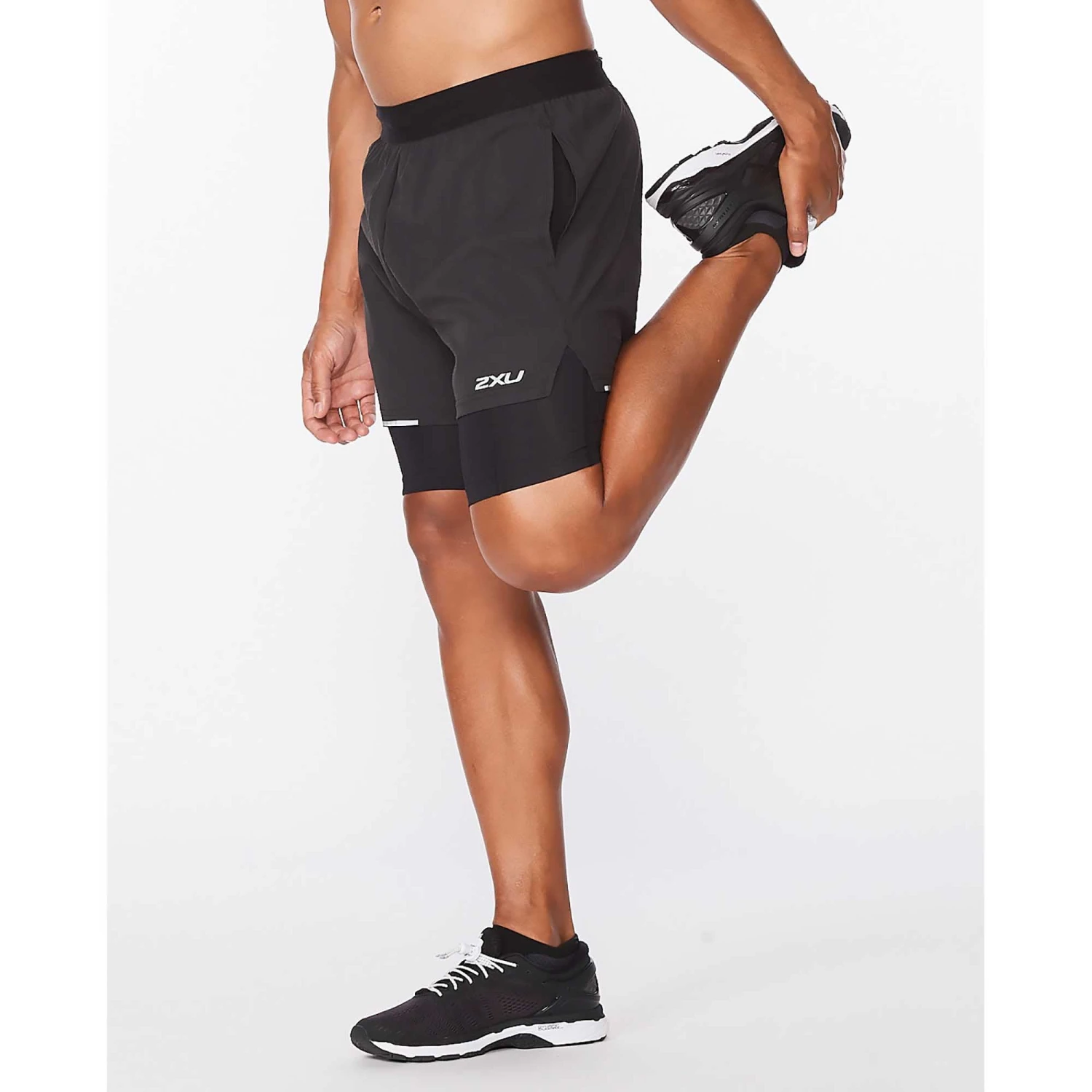 2XU | Men's Aero 2-in-1 5 Inch Shorts 6 2XU | Men's Aero 2-in-1 5 Inch Shorts - Image 4
