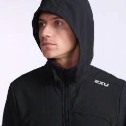 2XU | Men's Aero Jacket - Black -sportswear MR6858aBLKSRF M 2XU AeroJacket hood