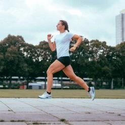 True Motion | Women's U-Tech Solo Running Shoes -sportswear TMW01031B02 W Truemotion Solo lifestlye2