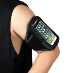Fitletic | Unisex Forte Running Arm Band -sportswear forte black on arm 2
